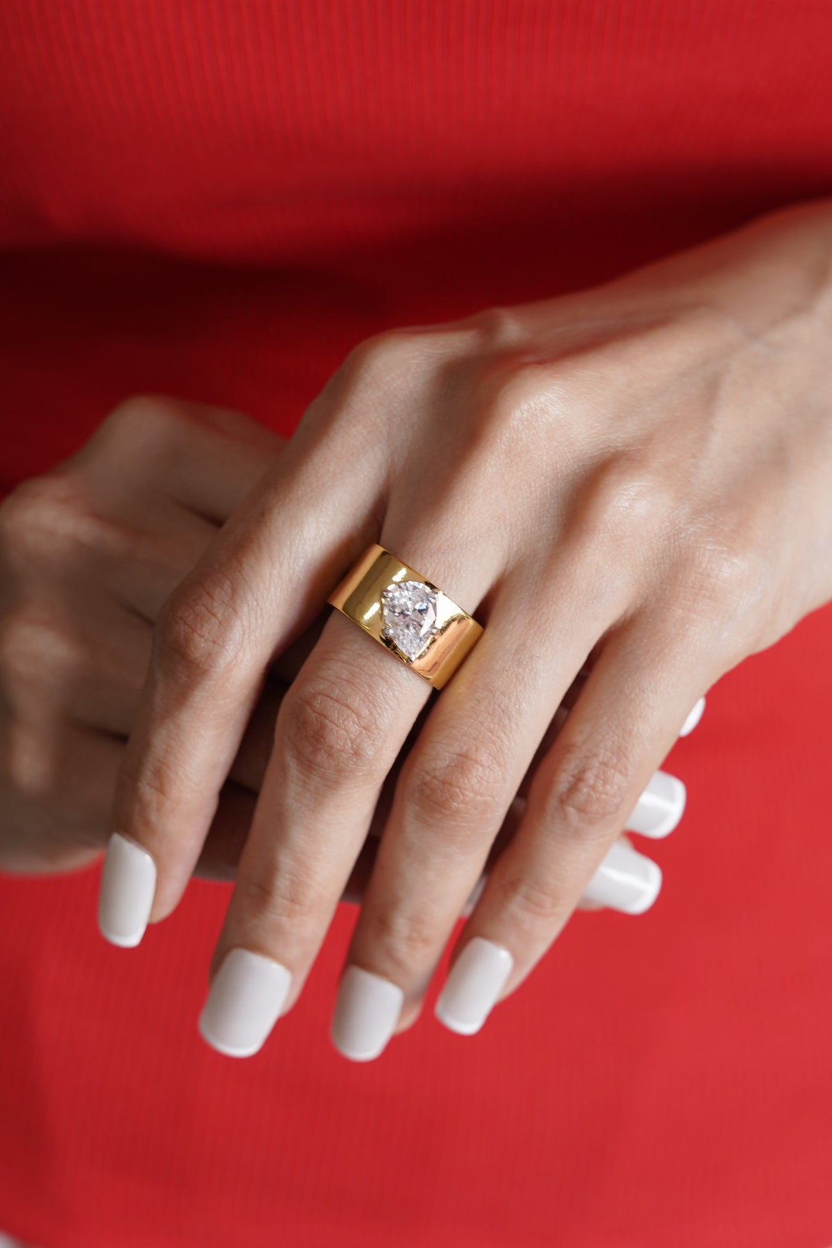 Pear Solitaire Sculpted Ring