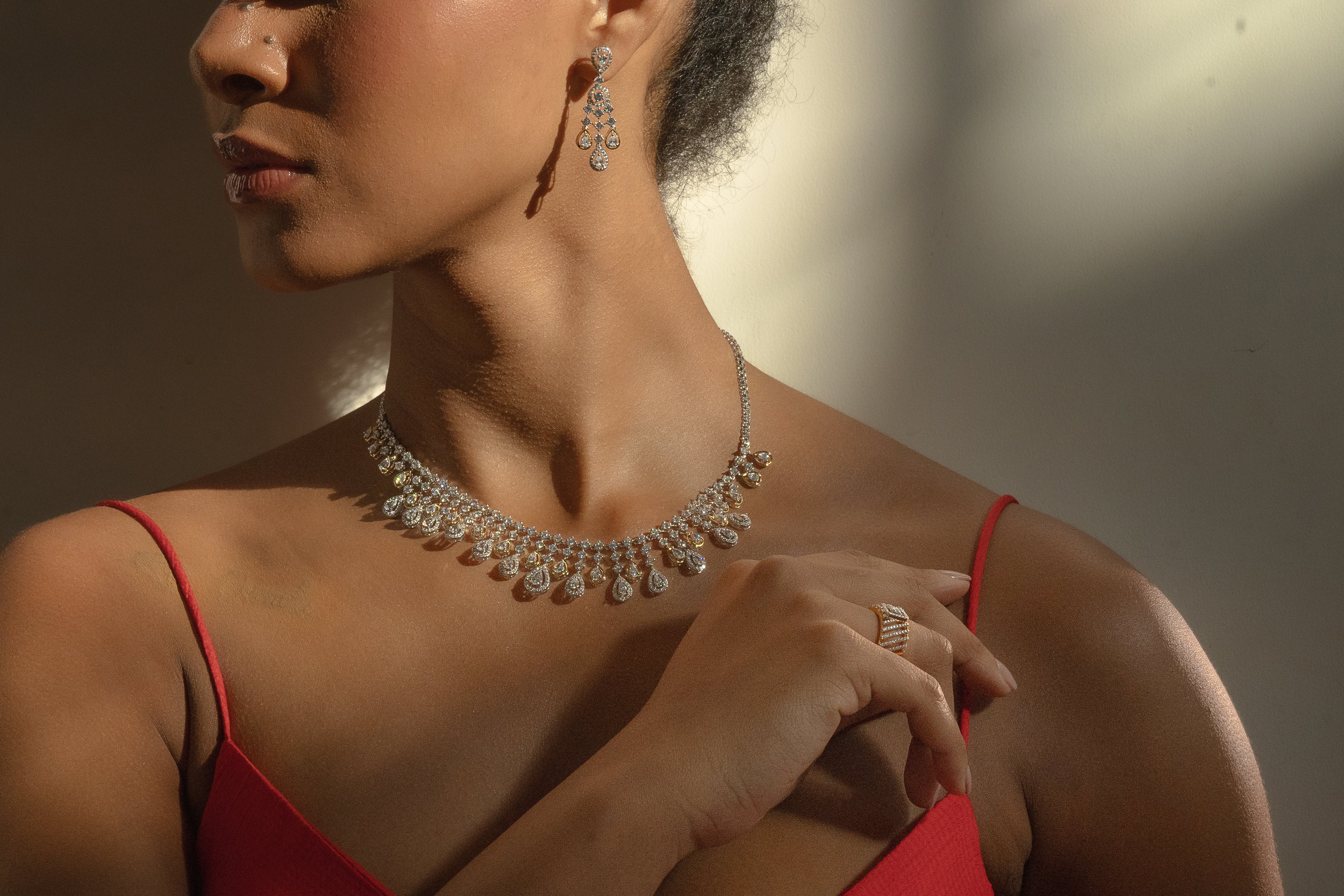 Glow Getter Necklace