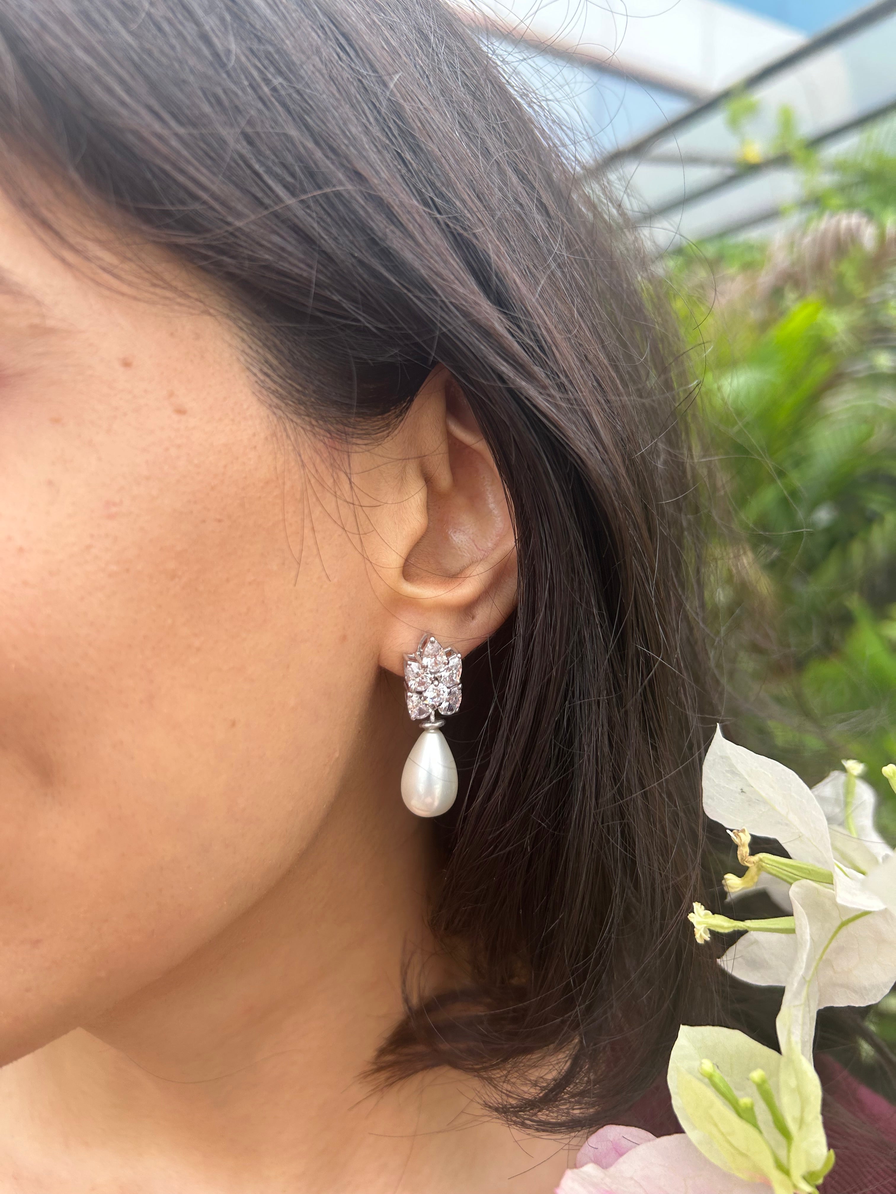Vision Pearl Earrings