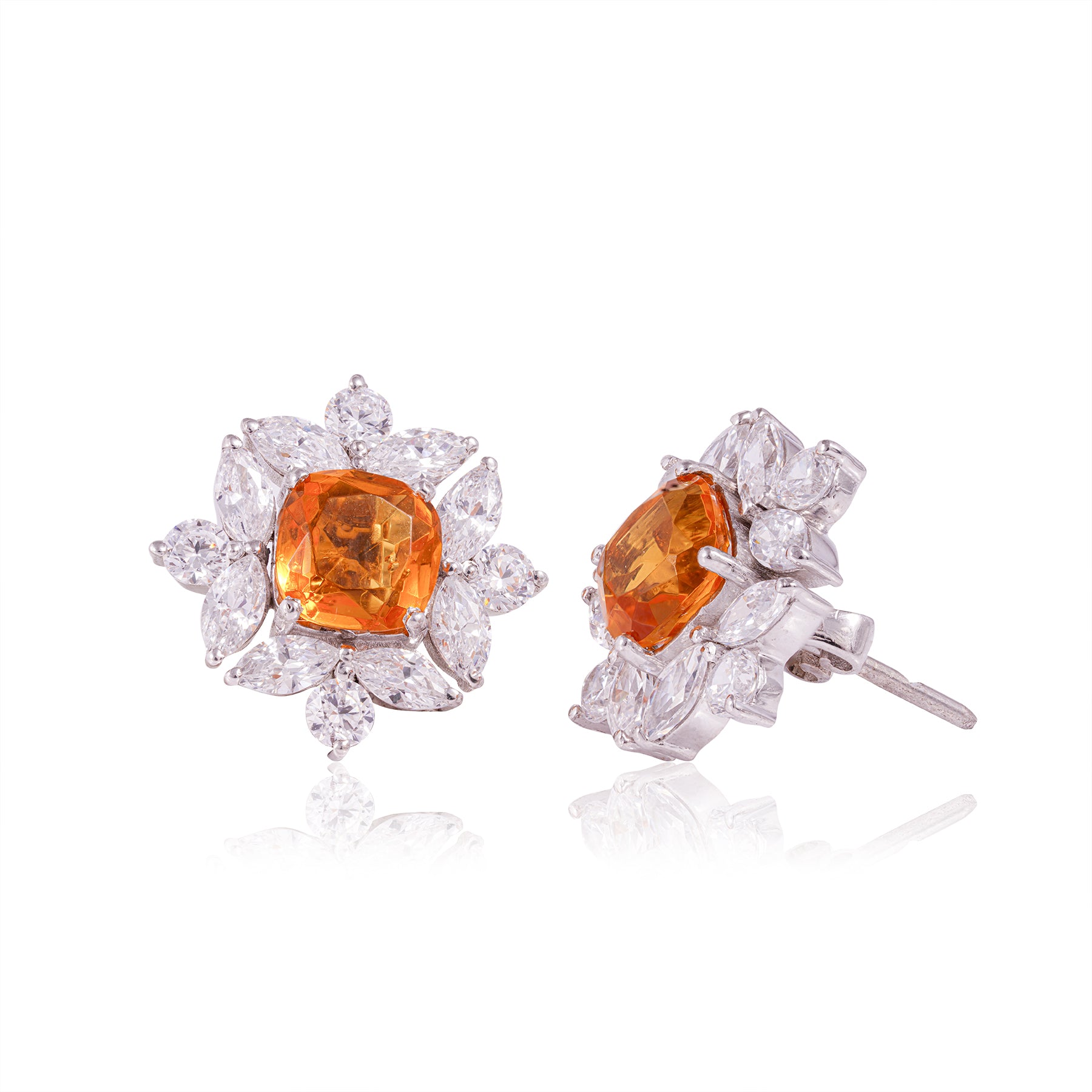 Gardenia Studs