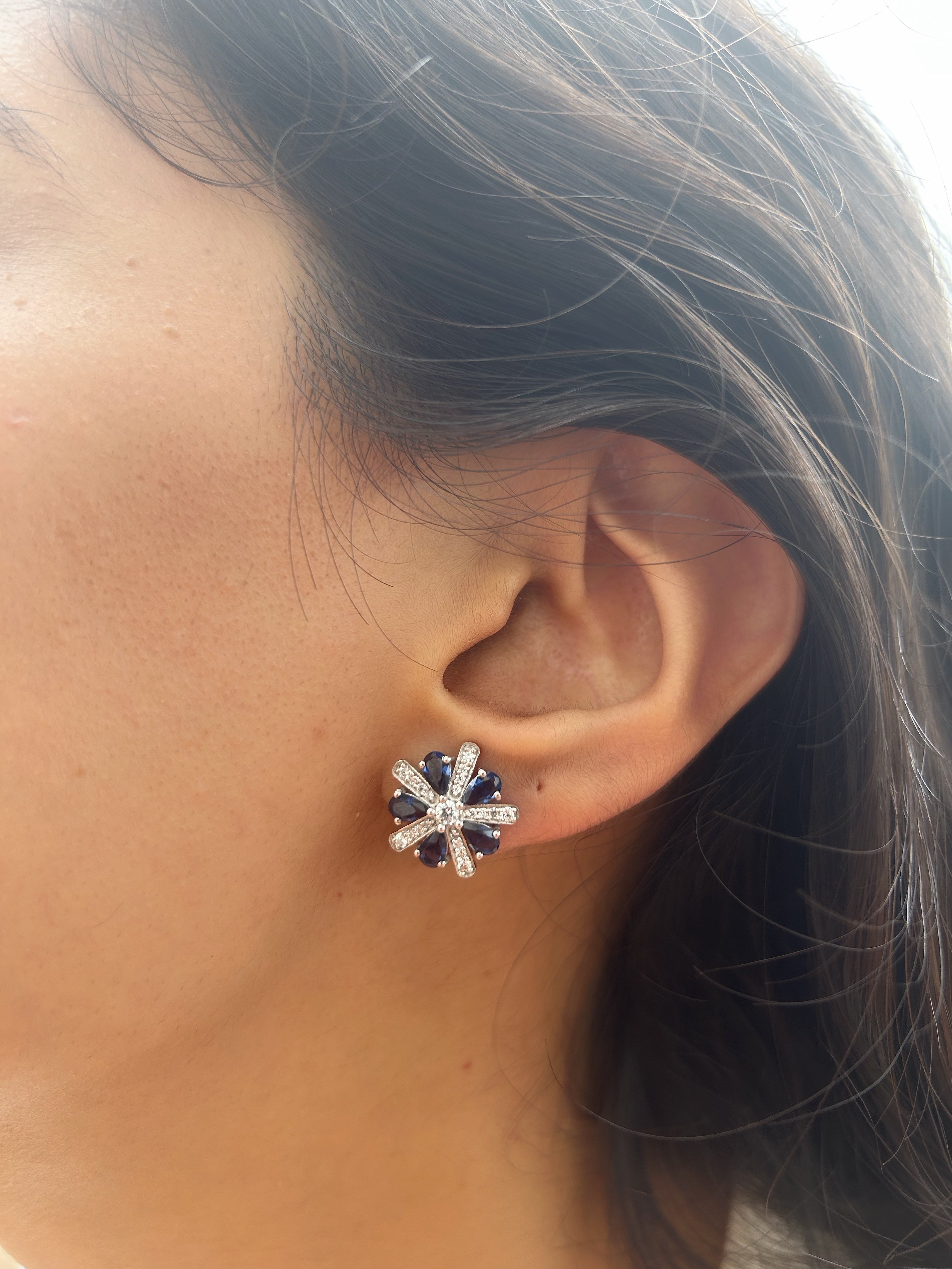 Faye Flor Studs