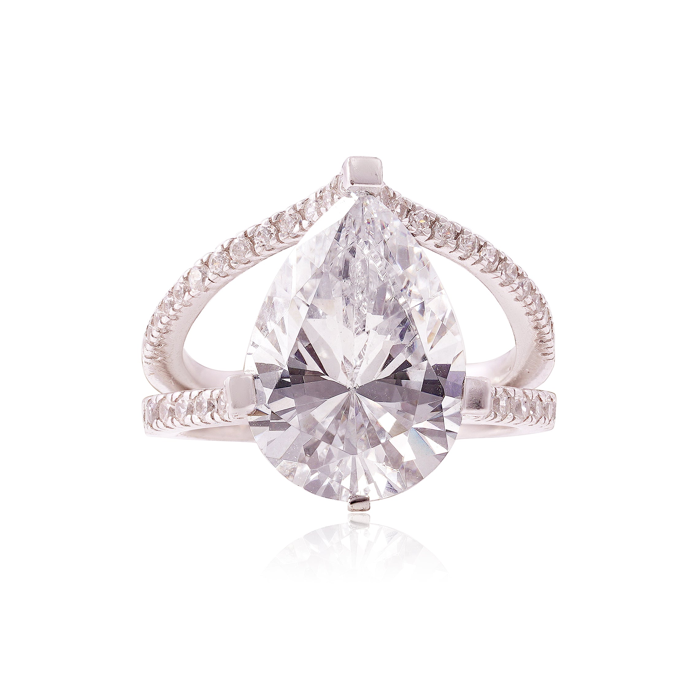 Luminous Pear Sparkler Ring